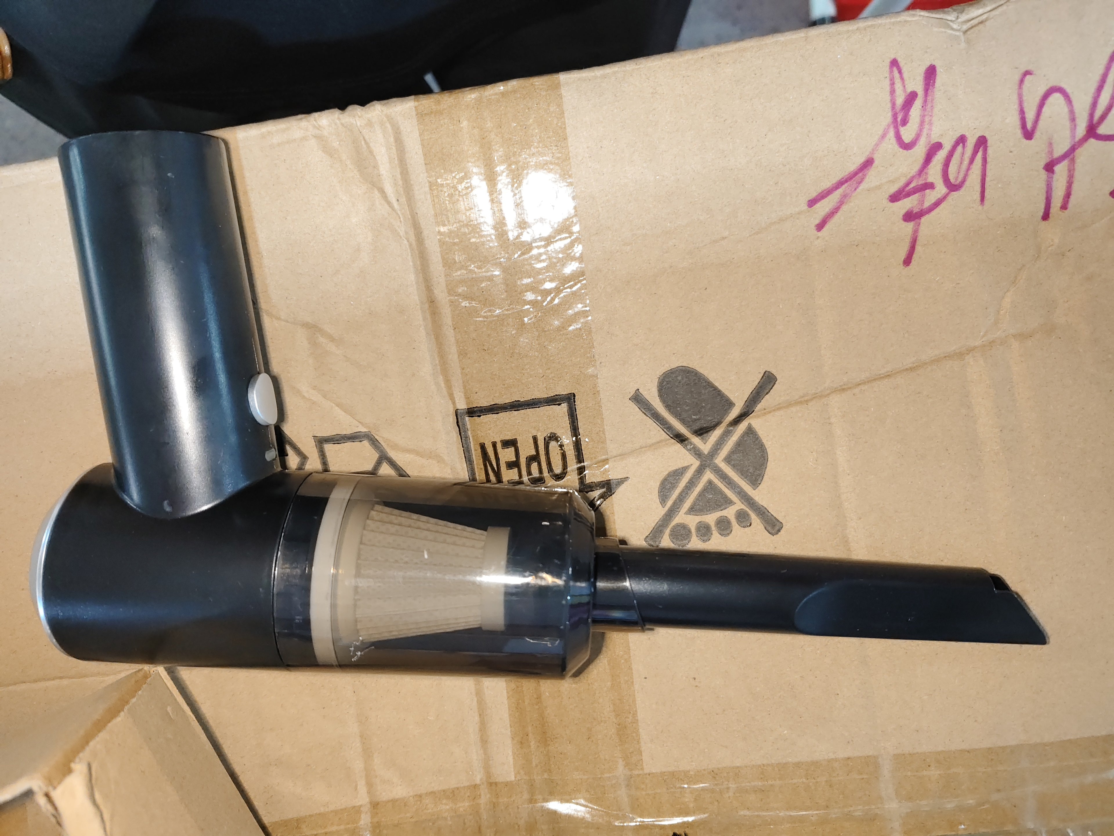 Mini aspirateur sans fil rechargeable pour voiture